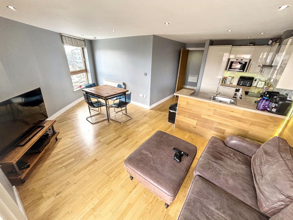 Property photo 2 of 12 Img_4299