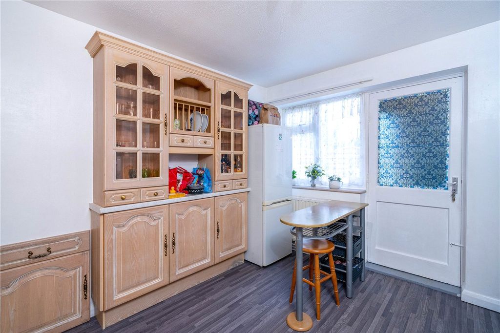 Property photo 3 of 15 Picture No. 09