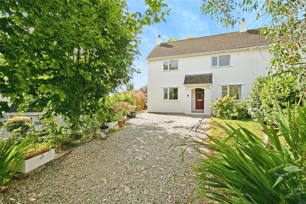 Property photo 1 of 16 Front