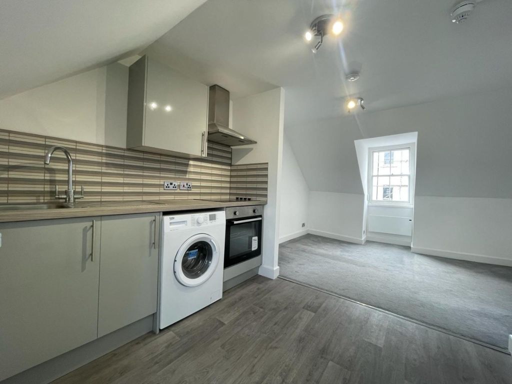 Property photo 1 of 11 4619130