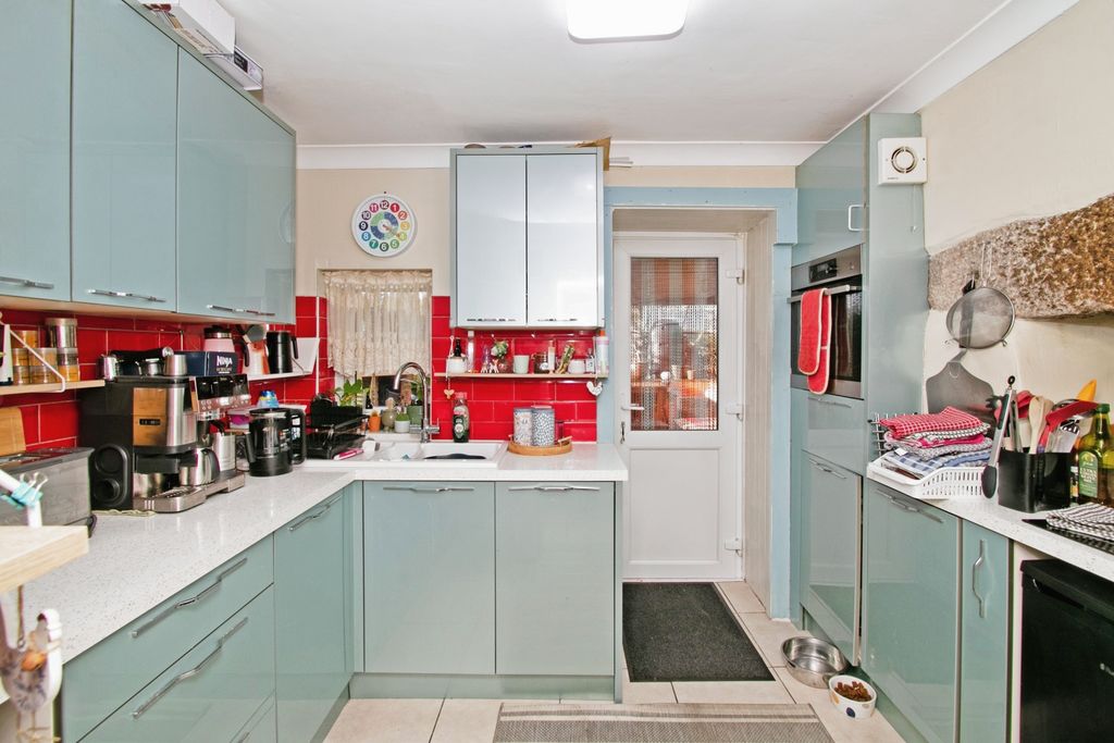 Property photo 3 of 14 Photography