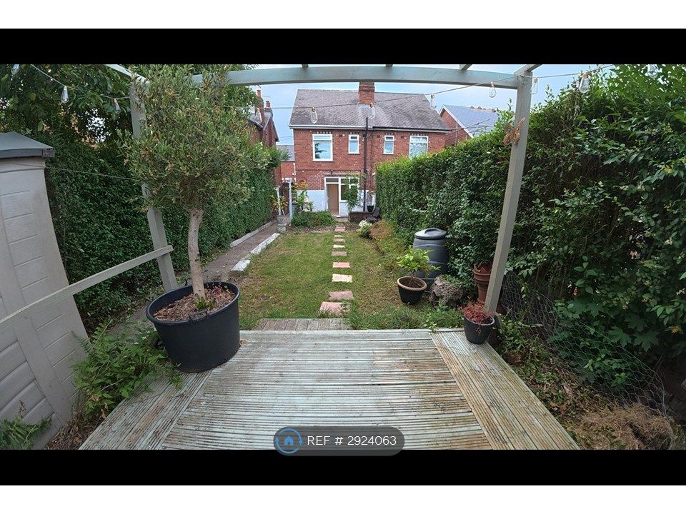Property photo 1 of 35