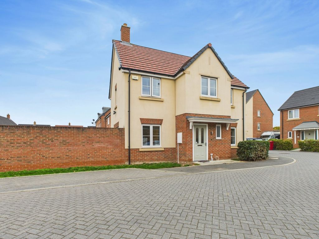 Property photo 1 of 13 Front