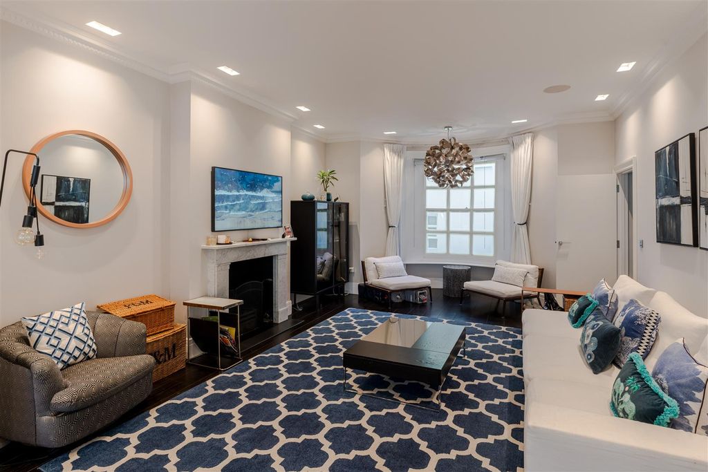 Property photo 3 of 17 21A Westbourne Terrace Road-2.Jpg