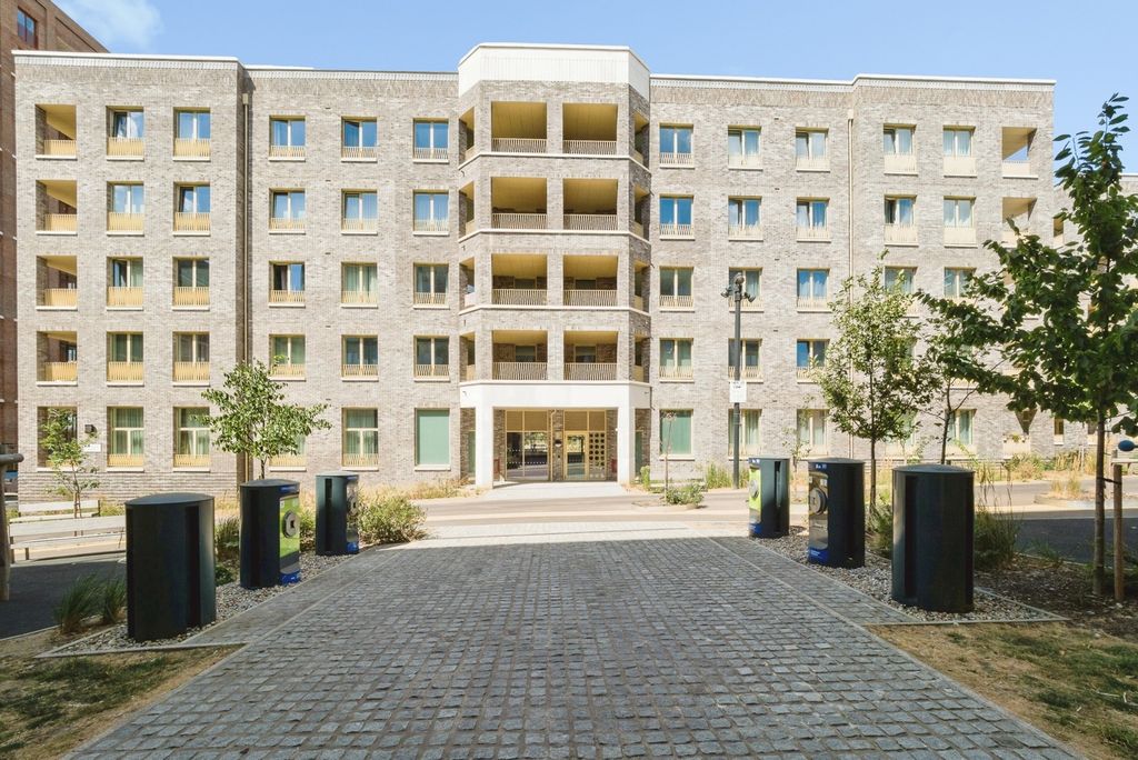 Property photo 1 of 20 Pbox-Img.Jpg