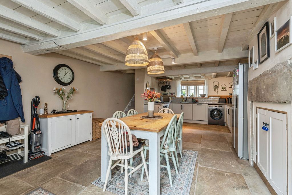 Property photo 3 of 18 Family Kitchen
