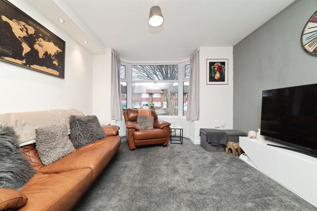 Property photo 2 of 20