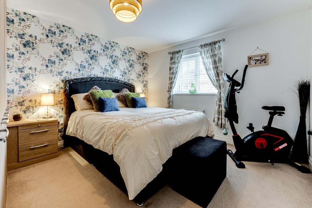 Property photo 1 of 39 21 Forbes Drive, Oakley Vale-32.Jpg