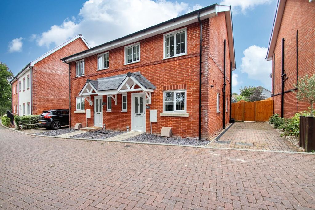 Property photo 1 of 16 Img_7085.Jpg