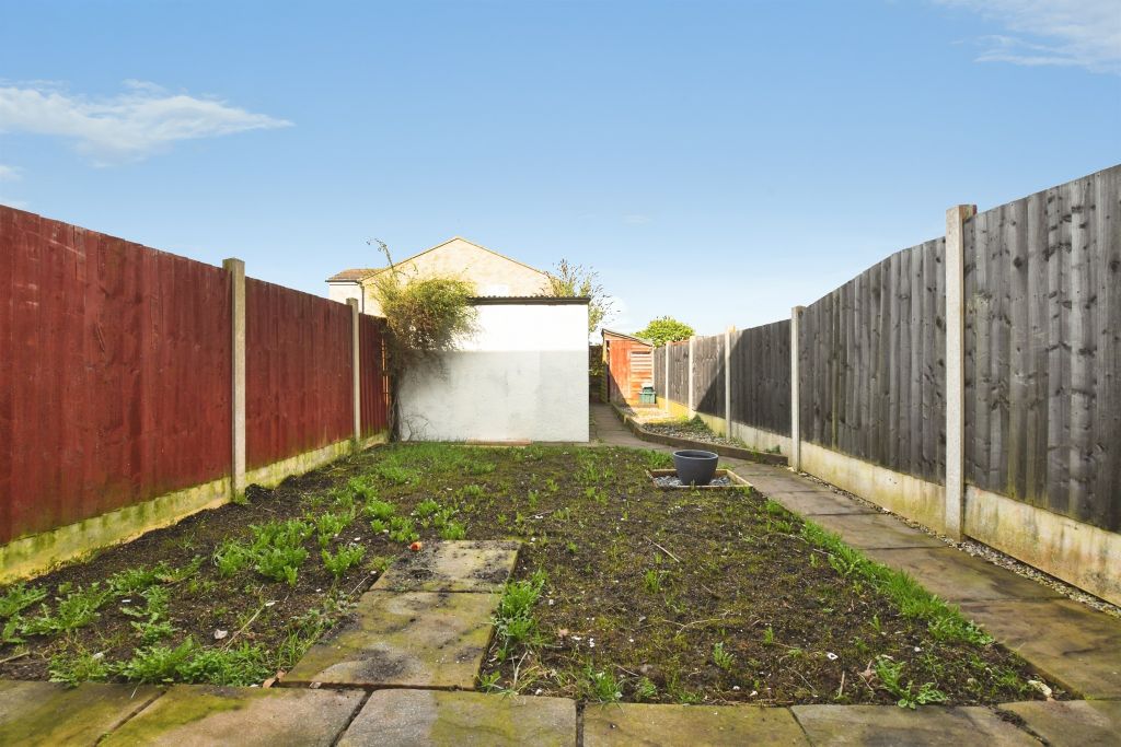 Property photo 2 of 20