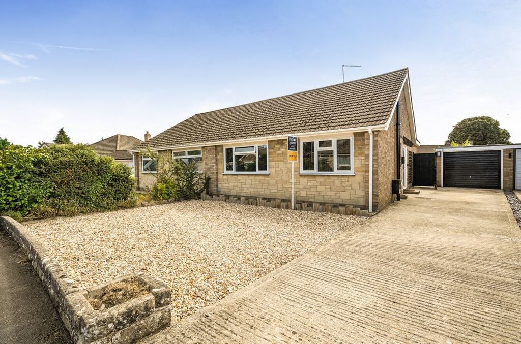 Property photo 1 of 12 151396213