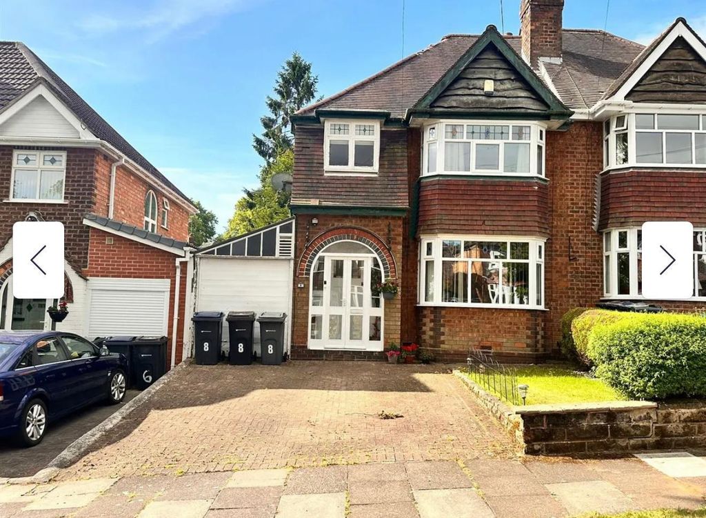 Property photo 1 of 9 8 Beverley Court (1).Jpeg