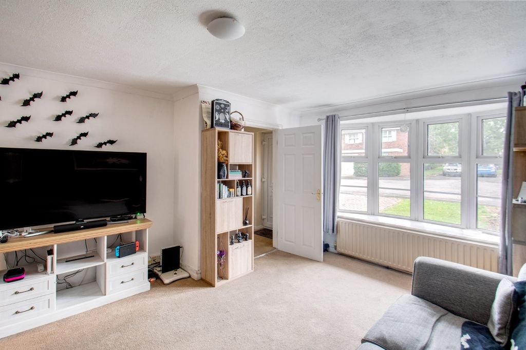 Property photo 3 of 17 Picture No. 15