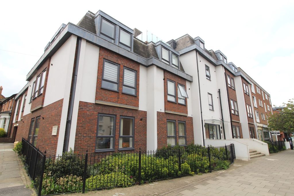 Property photo 1 of 7 870010