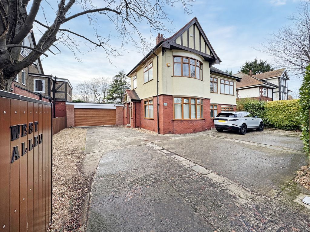 Property photo 1 of 50