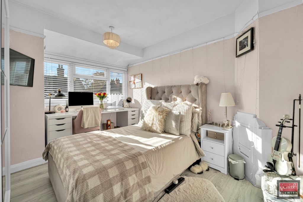 Property photo 2 of 13 Dsc00831