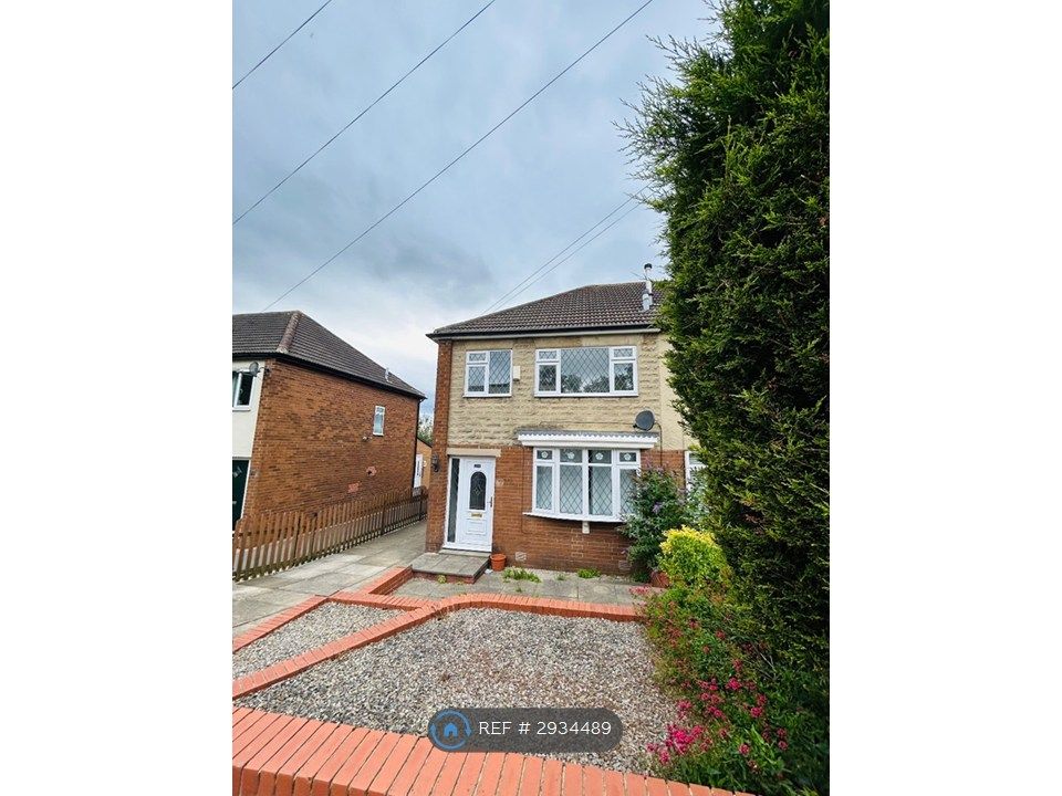 Property photo 2 of 23