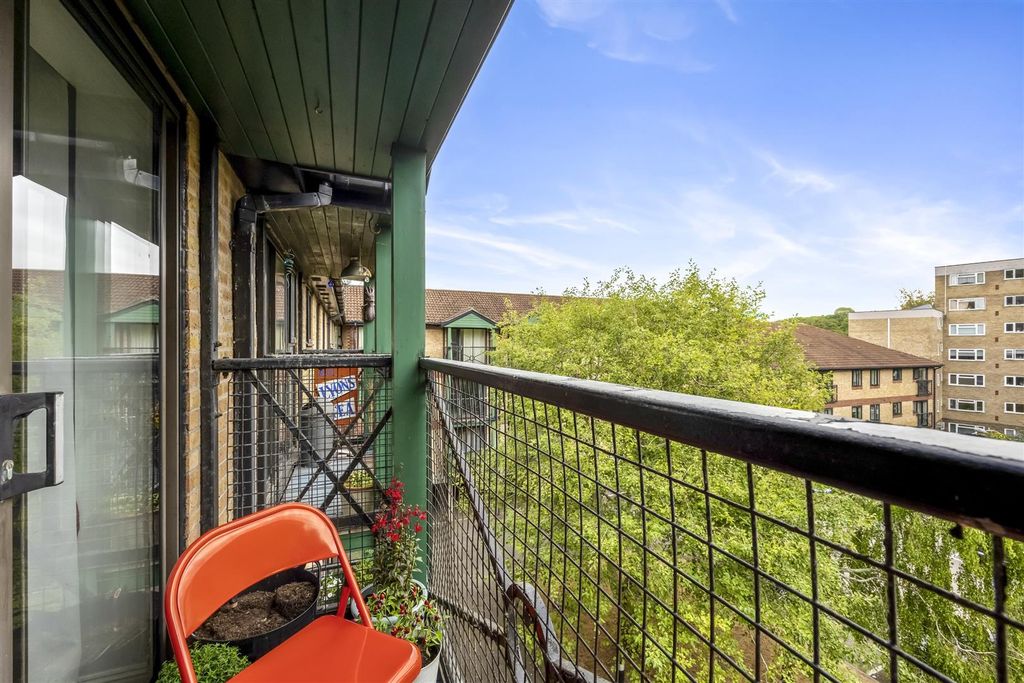 Property photo 2 of 16 Tongdean Lane, Manhattan Court, Flat 35-007.Jpg