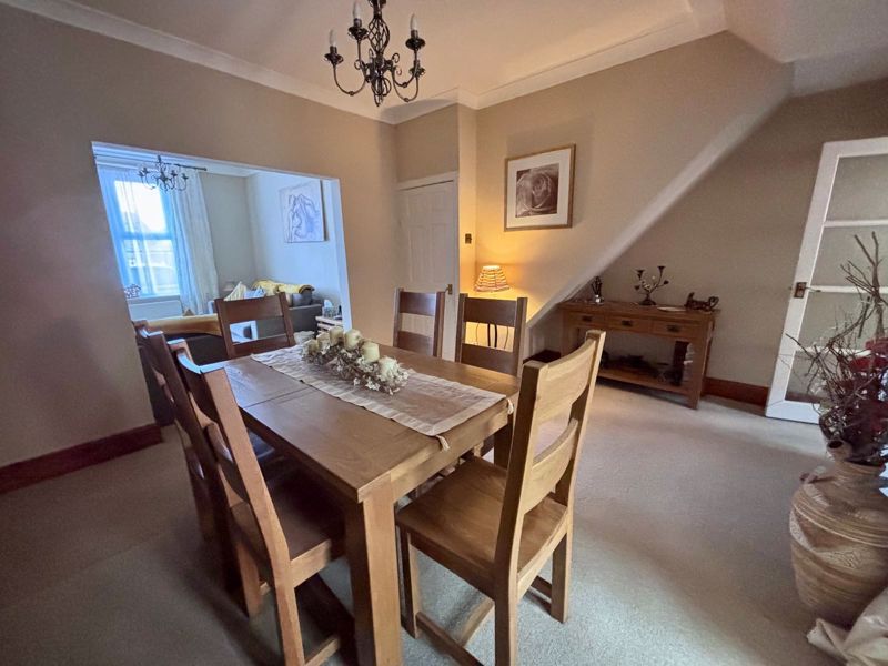 Property photo 2 of 21 Dining Room