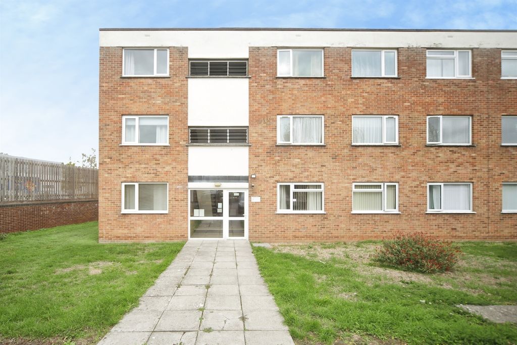 Property photo 1 of 10