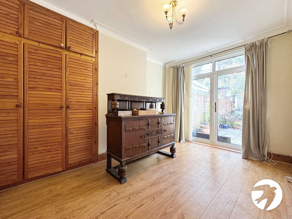 Property photo 3 of 11 Picture No. 05
