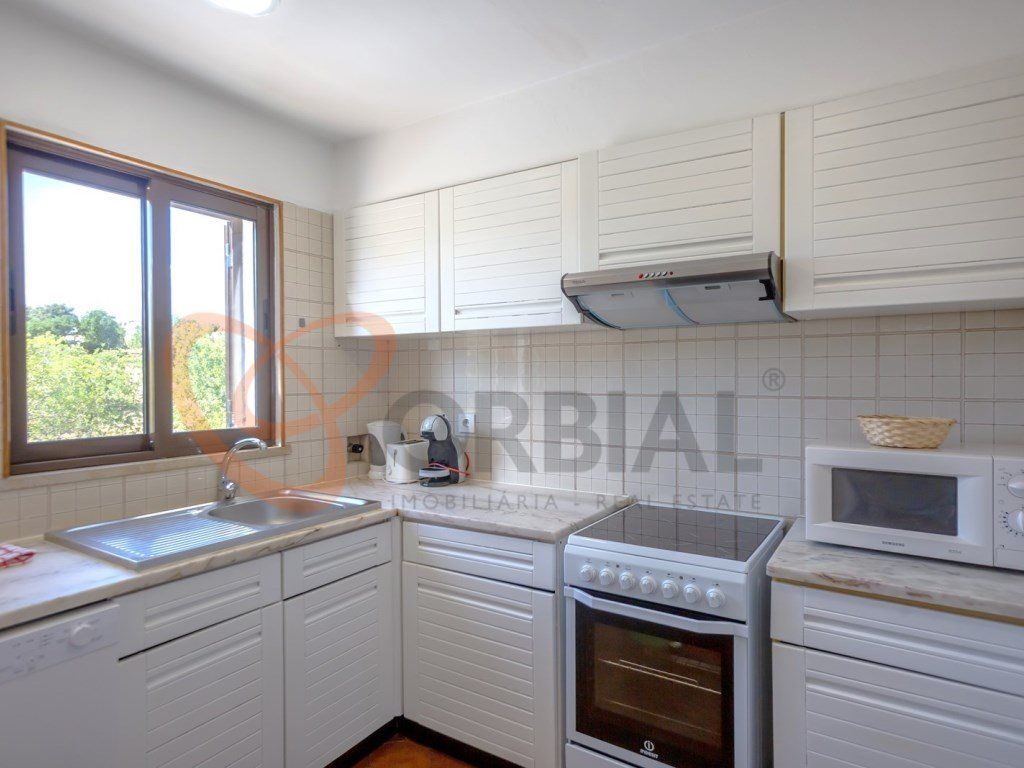 Property photo 3 of 39