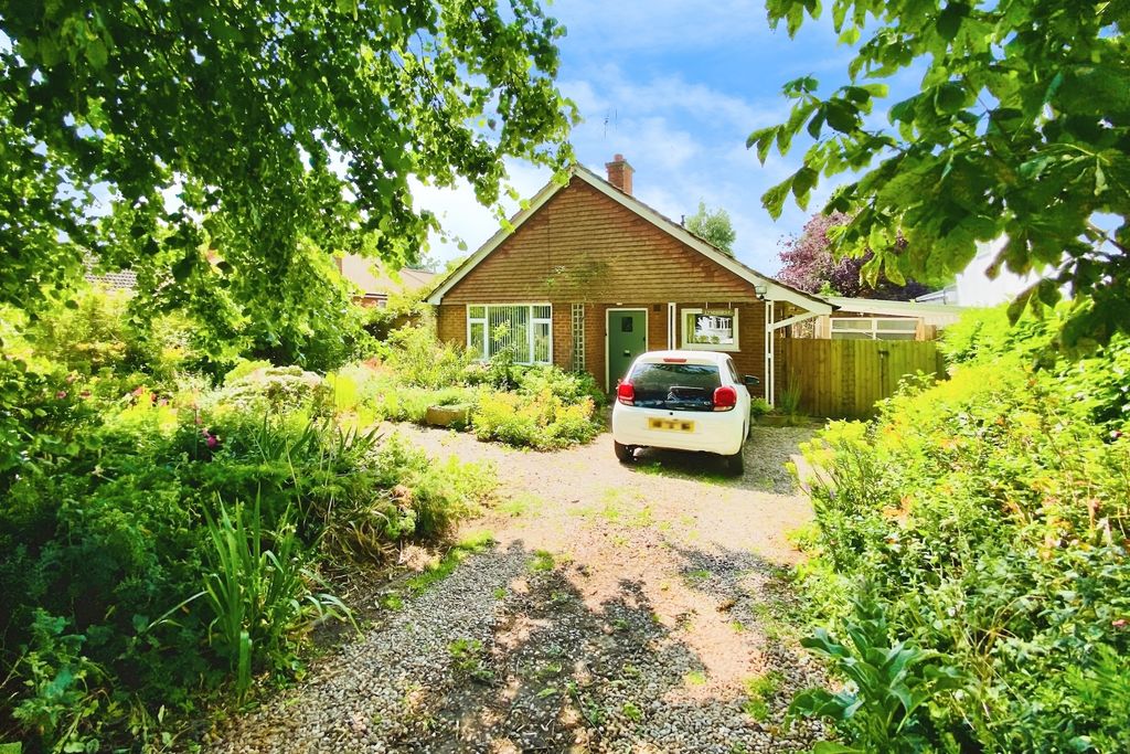 Property photo 2 of 24
