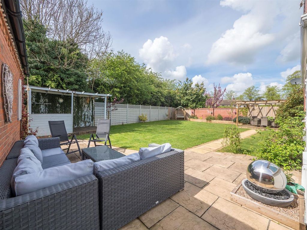 Additional image 4 of 4 bed detached house for saleSt. Peters Way, Stratford-Upon-Avon CV37