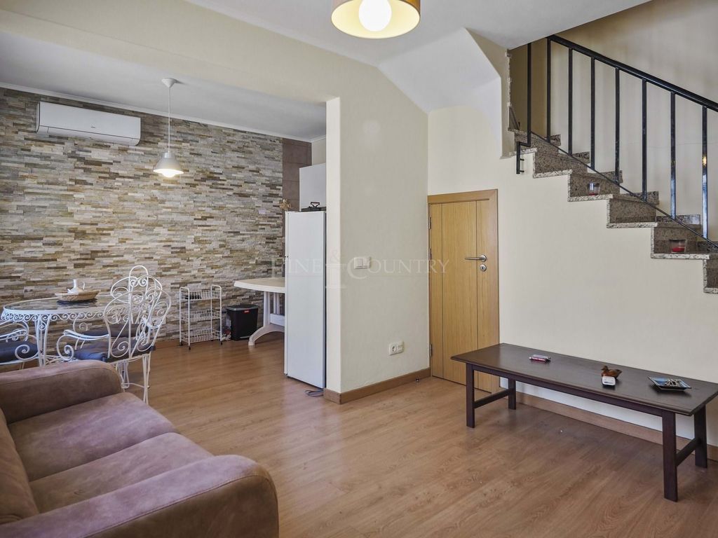 Property photo 3 of 30