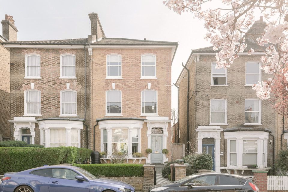 Property photo 1 of 44