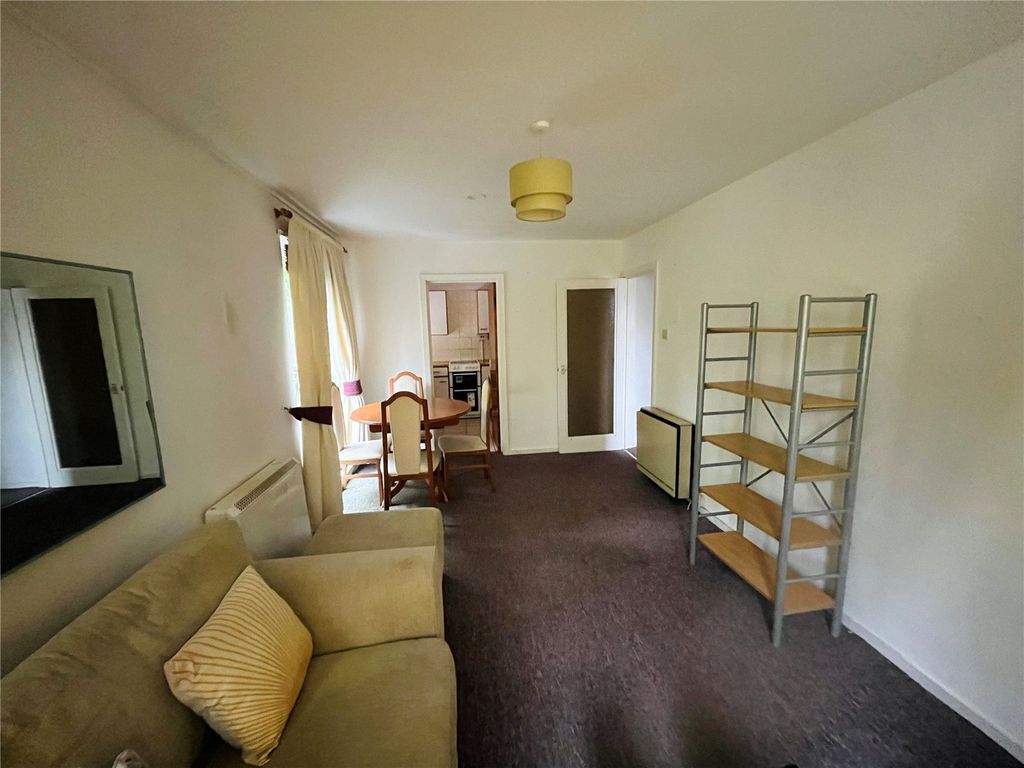 Property photo 3 of 8 Picture No. 07