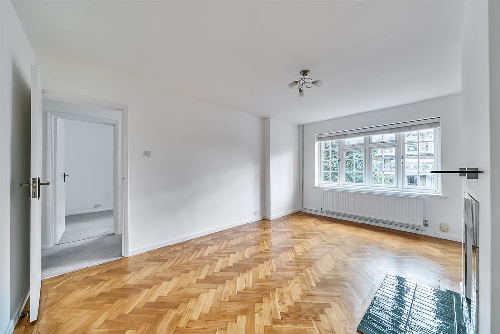 Property photo 3 of 9 1522741-10-6Aabfc826A99F.Jpg