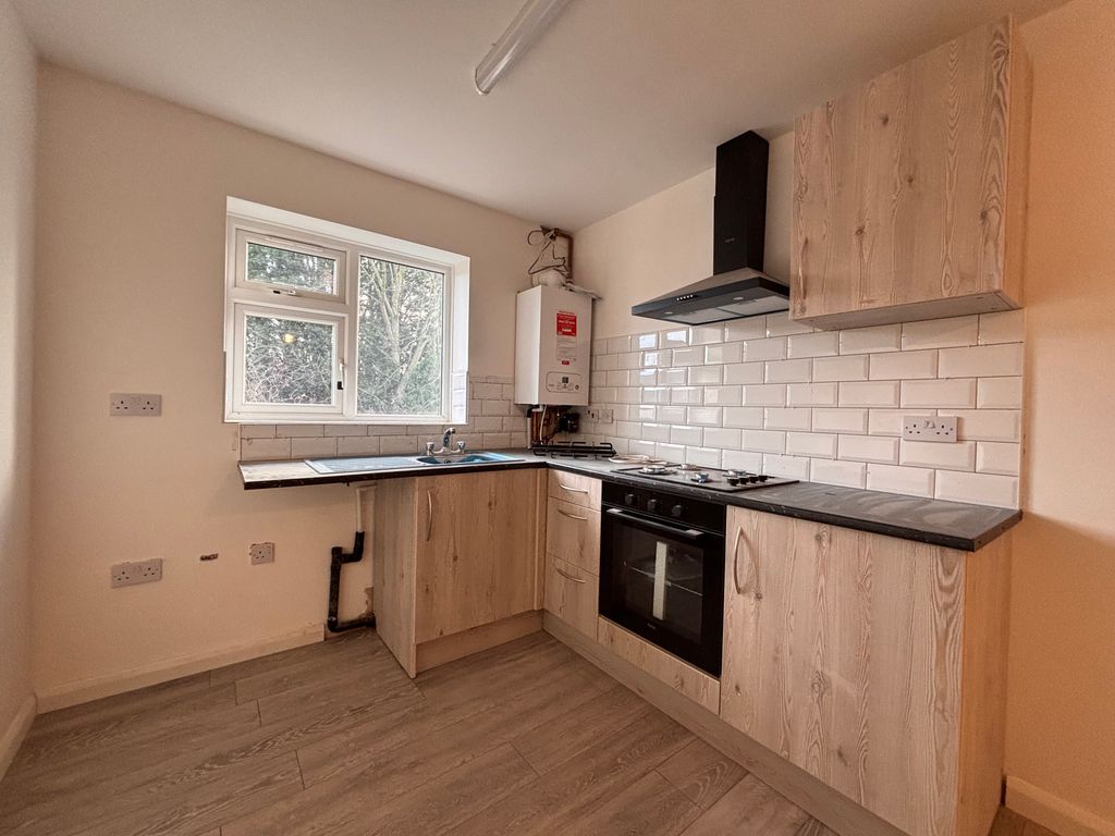 Property photo 1 of 6 Kitchen