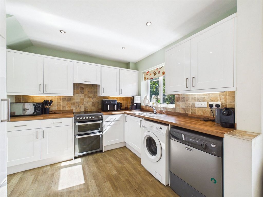 Property photo 3 of 18 Picture No. 14