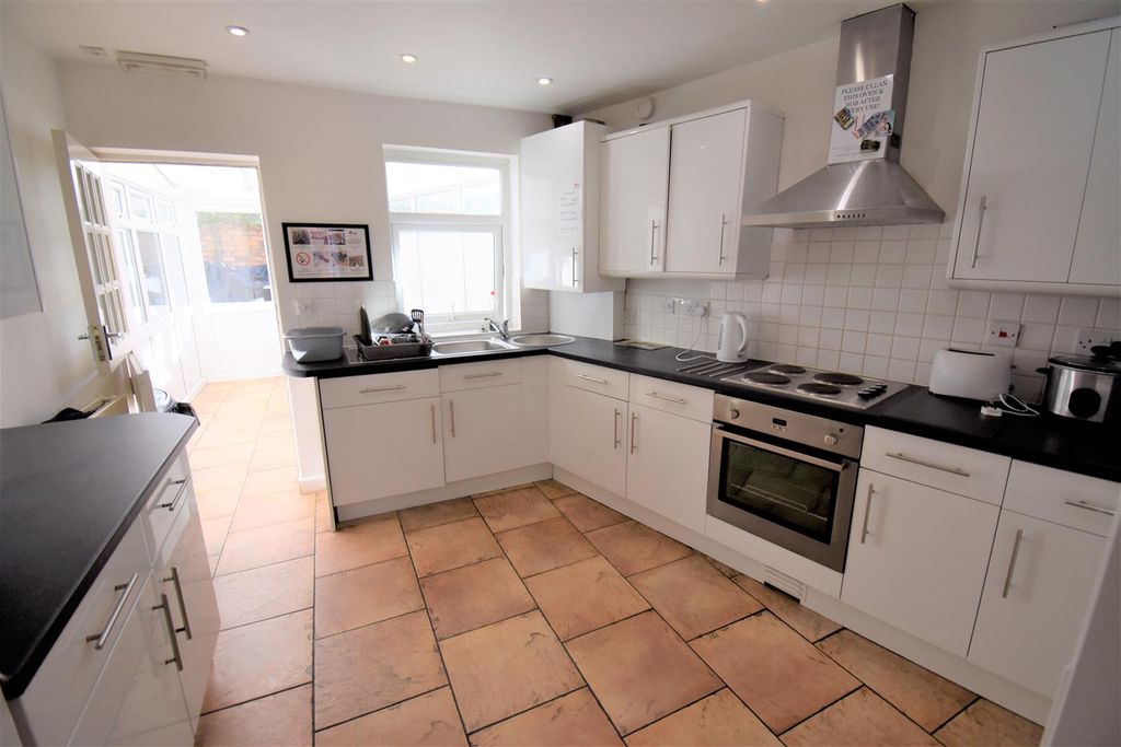 Property photo 3 of 8 Pic6.Jpg