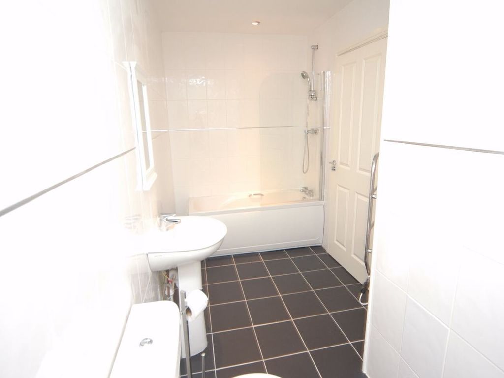 Property photo 3 of 3