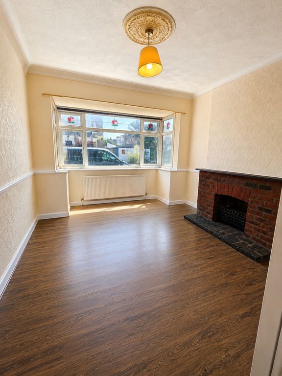Property photo 3 of 9 Main Reception