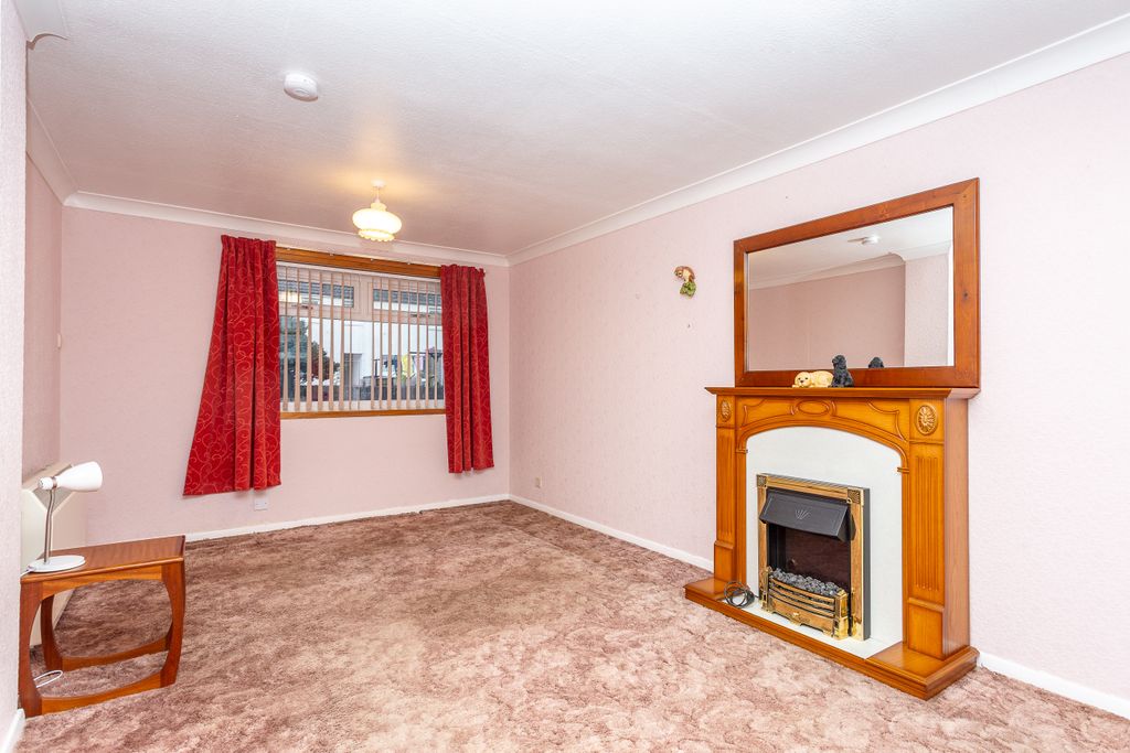 Property photo 2 of 29