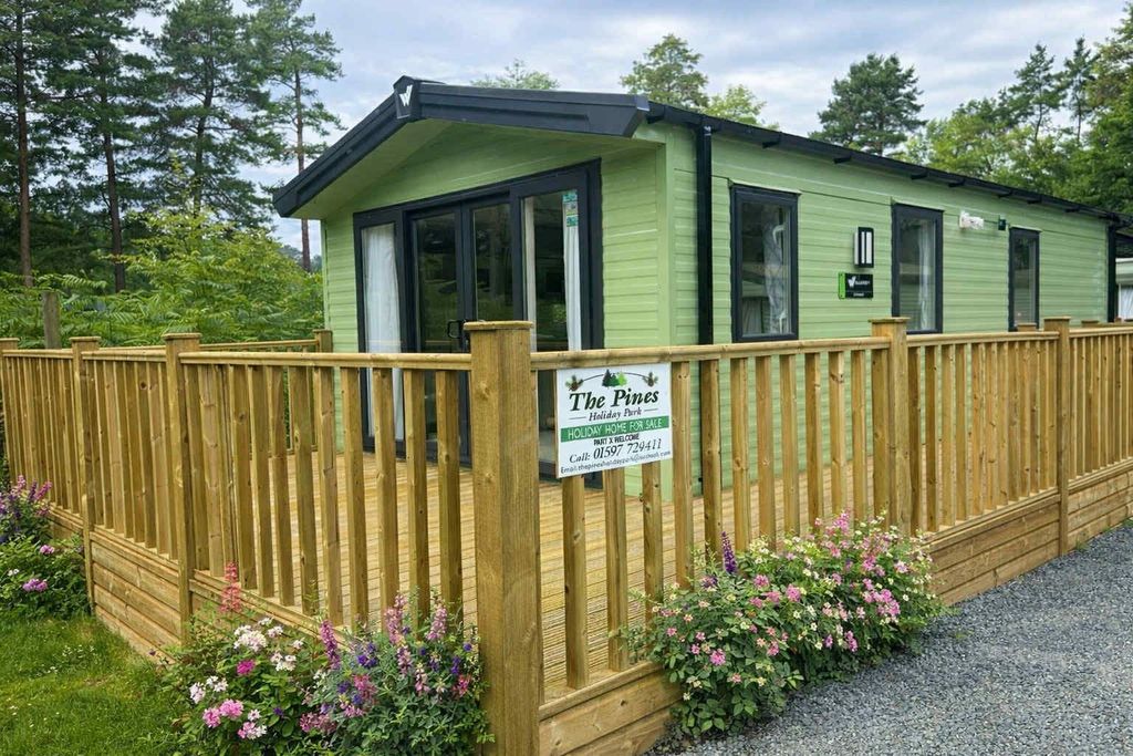 Property photo 1 of 11