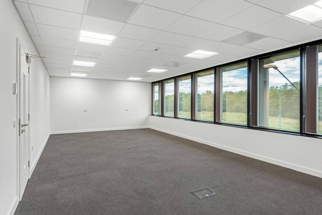 Property photo 3 of 10 Suite 1C.Jpg