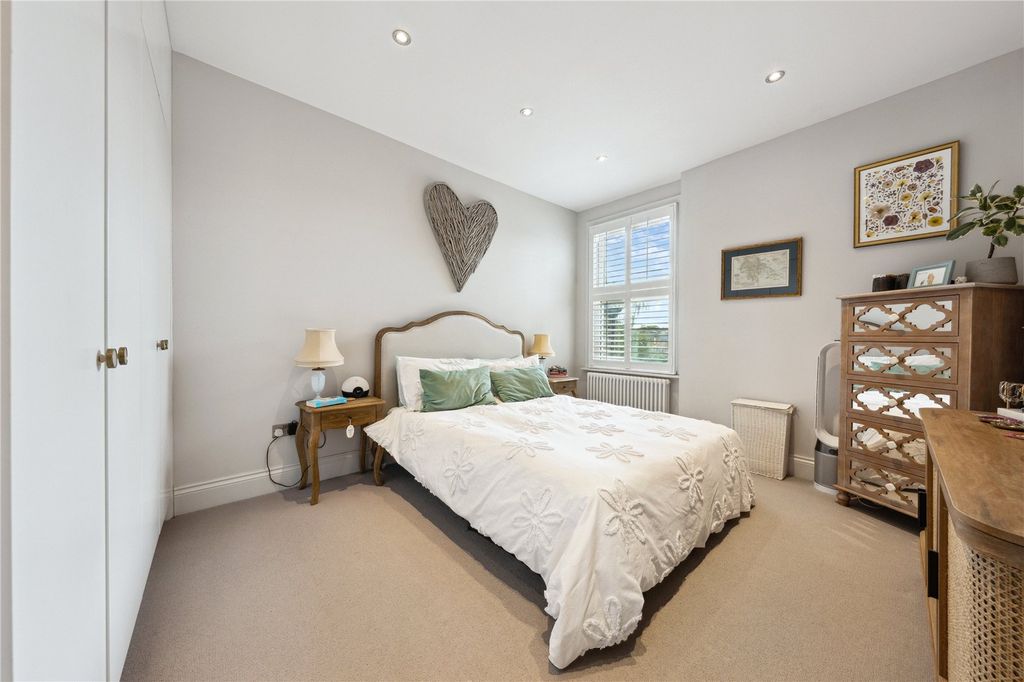 Property photo 3 of 9 Picture No. 20