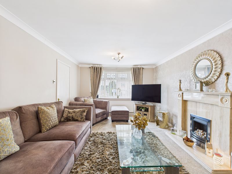 Property photo 3 of 17 Photo 7