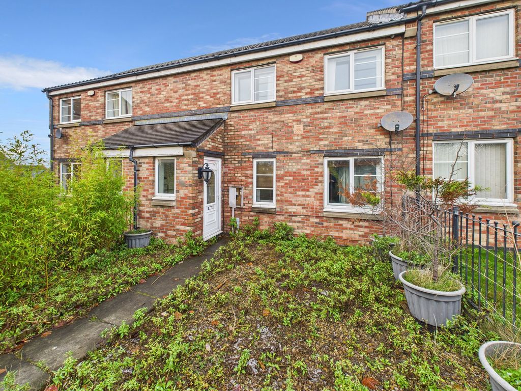 Property photo 1 of 12 Front External