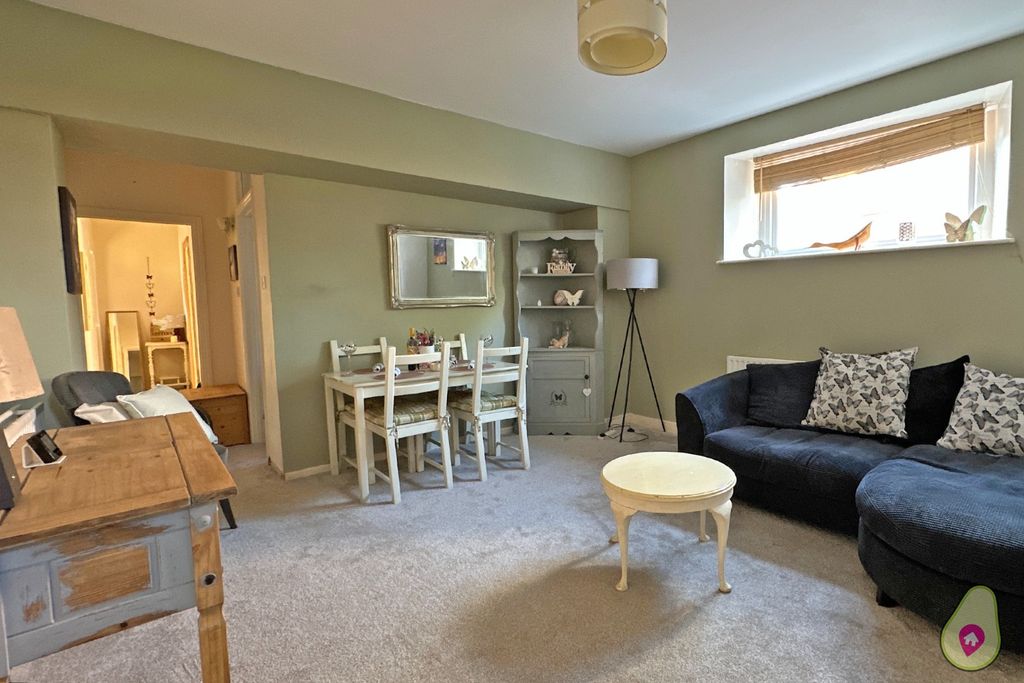 Property photo 3 of 11 3608079