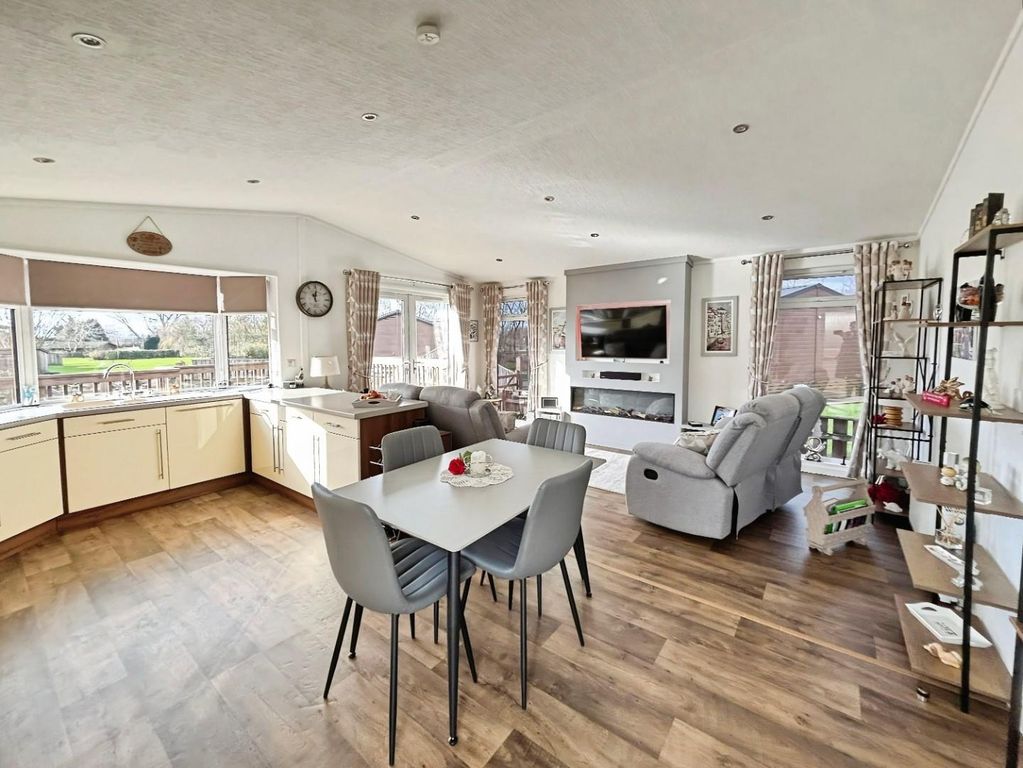 Property photo 2 of 19 4c2cd297-Img_0756.Jpeg