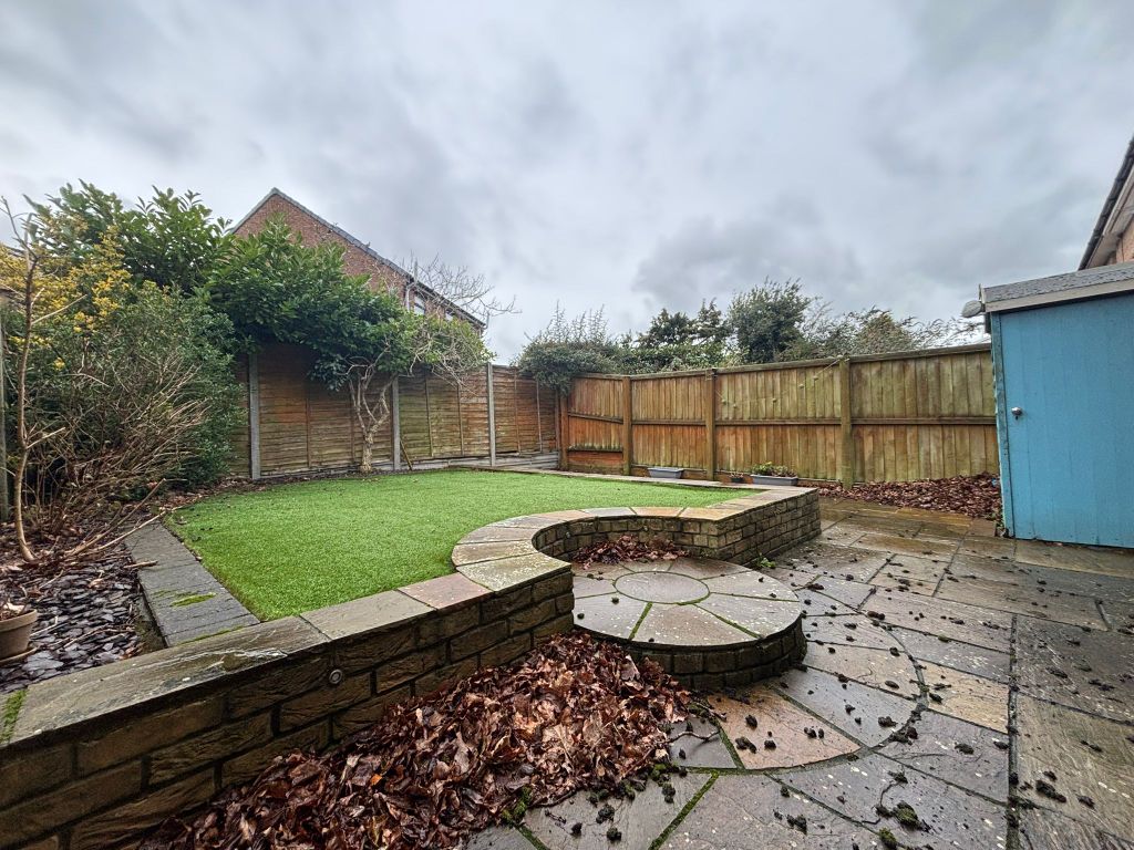 Property photo 2 of 10 Garden 1