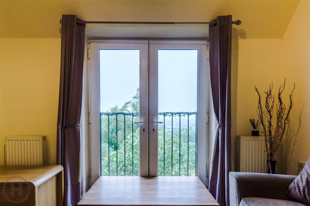 Property photo 3 of 11 Picture No. 09