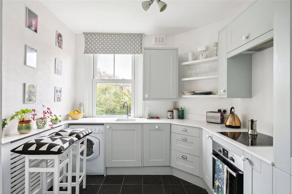 Property photo 2 of 5 Picture No. 02