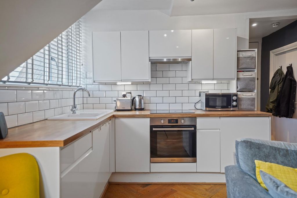 Property photo 3 of 9 Dsc03963.Jpg