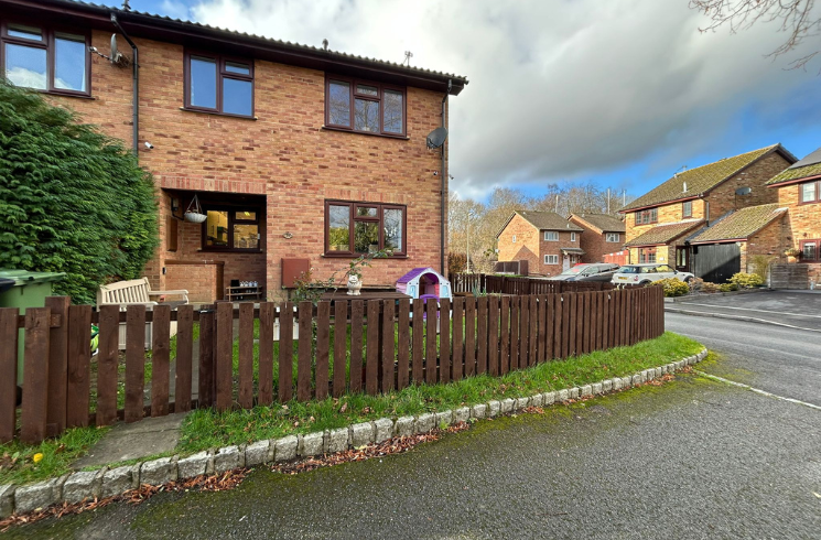 Property photo 1 of 8